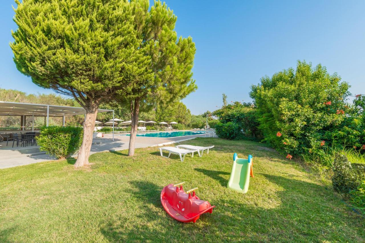 Evita Beach 팔리라키 외부 사진